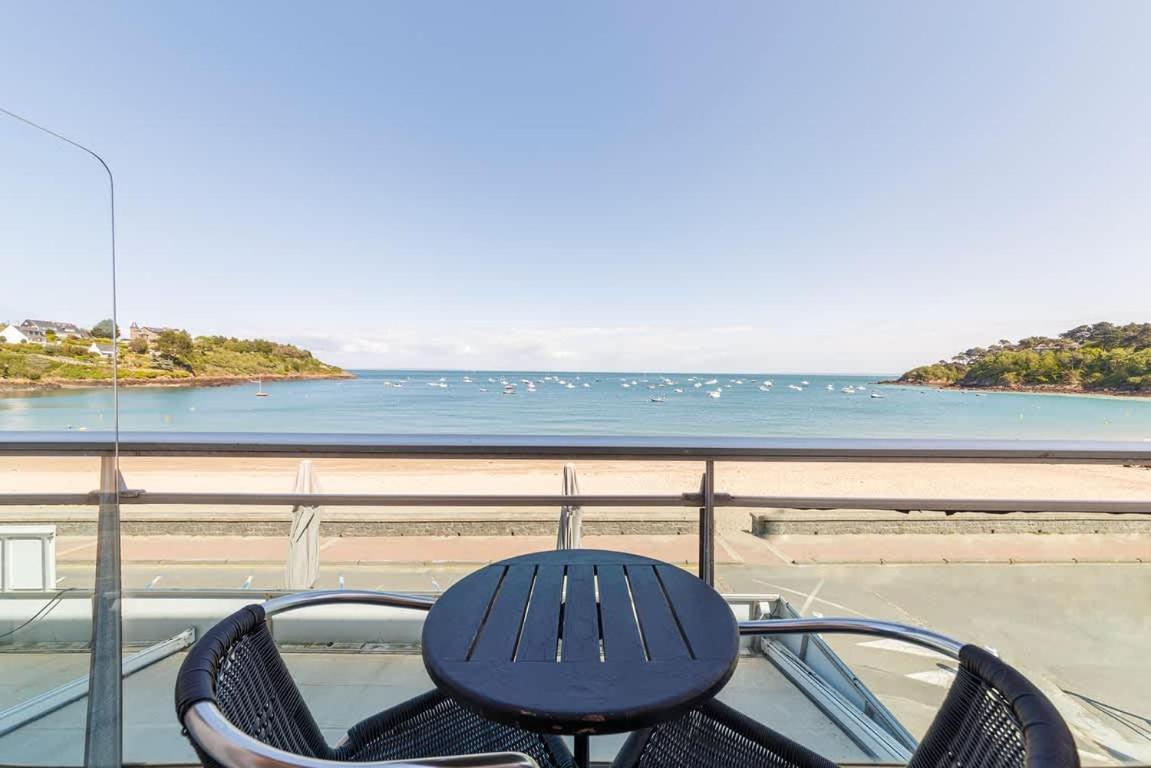 Les Pieds Dans L'Eau - Appartment 1 - Vue Mer Cancale Zewnętrze zdjęcie